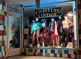 Twisting Vintage