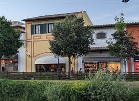 Piquadro & The Bridge Outlet Barberino
