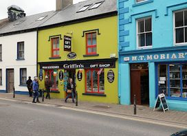 Griffin's GIFT SHOP