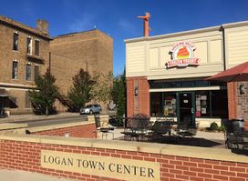 Hocking Hills Frozen Yogurt Company