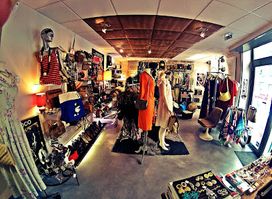 Carrie Bradshop