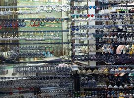 colaba market
