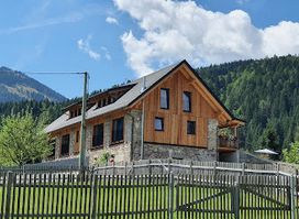 WB47 Living & Lifestyle
