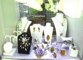 Goldylocks Jewelry