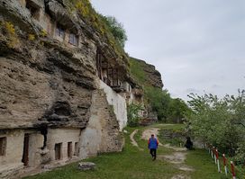 Tipova Monastery