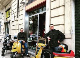 Modwear - Clothing, Shoes & Records