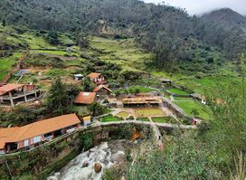 Hot Springs - Lares