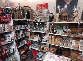 Maison de la Presse, librairie, souvenirs - House of the presse - MERIBEL CENTRE