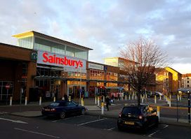 Meadowbank Shopping Park