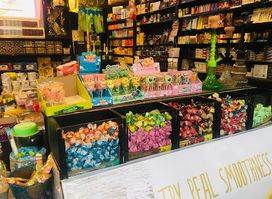 The unique shoppe