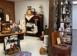 Days Gone By a little shop of antiques