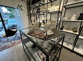 BOUTIQUE INTERIORS