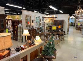 Hanna Antiques Mall