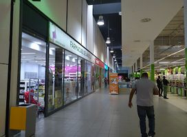 Xyami Shopping
