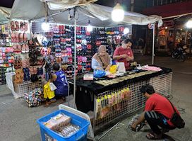 Roxas Night Market
