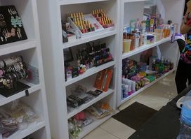 Boutique Elegance Point