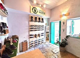 Printempo - the eco shoe shop in Lakka