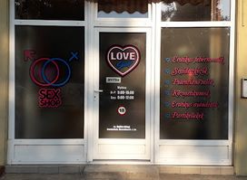 Love Shop
