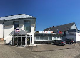 Theis Herrenmoden GmbH & Co. KG