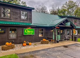 Pere Marquette River Lodge