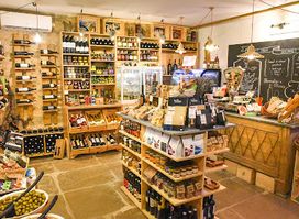 Za Pod Zub / Boutique - Gourmet Shop