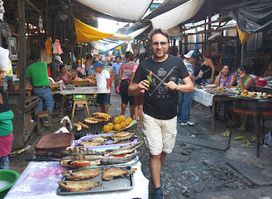 Retail and wholesale market of Belen