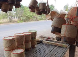 ຮ້ານແມ່ໂຫລຍ--ຂາຍເຄື່ອງຈັກສານ