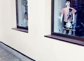 Ken's Boutique