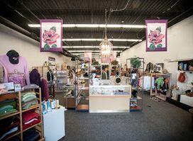 American Cancer Society Discovery Shop Thrift Store