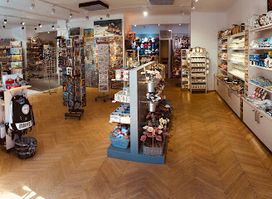 Smile Souvenir Shop Budapest