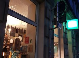 Nelli's Antiques