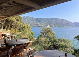 Apoella Store Ikos Odisia