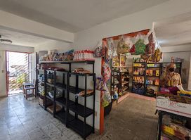 Tienda la solucion Grocery store