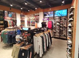 EDCA | MALL DE RÍO (CUENCA)