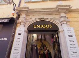 UNIQUS
