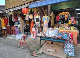 Old Town Lanta Street Market