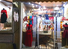 ViNTAGE HOUSE boutique and photo studio /// ЕСТА вижън студио