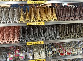 Mega Souvenirs