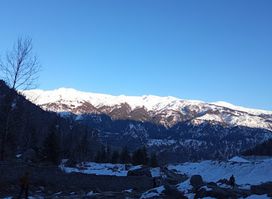 MGM GARMENTS MANALI