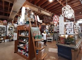 Round Barn Trading Company