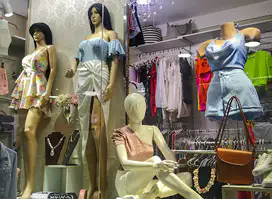 Mora Boutique - tienda de ropa juvenil para mujer - Santa Cruz