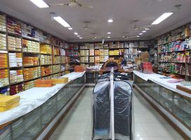 New Lucknow Emporium (SINCE 1960)