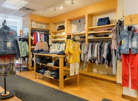 Escape Women's Clothing Store