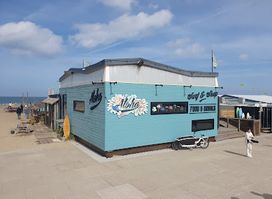 Aloha Beachclub Surfschool Surfshop