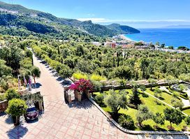 Elysium Hotel Dhërmi