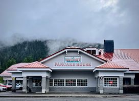 Summit Inn