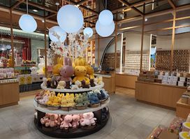 MEEQ EMPORIUM ft JELLYCATS MIFFY GHIBLI PUSHEEN DECOLE