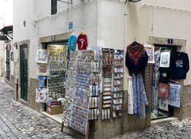 Alfama Gift & Cork Shop