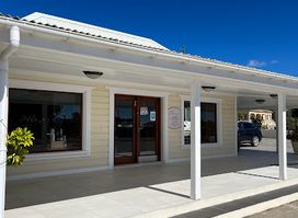 Les Grands Vins de France Wine Shop