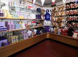 Middle Ward Shop